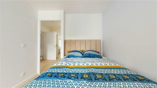 Rooms in Saint-Julien-en-Genevois - photo 2