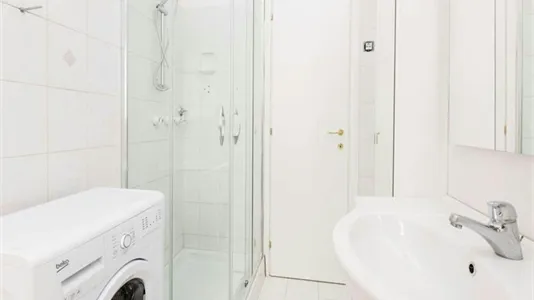 Rooms in Roma Municipio VIII – Appia Antica - photo 4