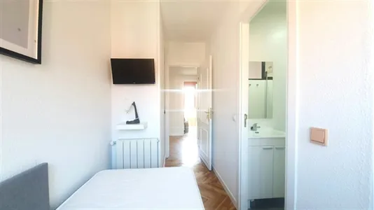 Rooms in Madrid San Blas - photo 2