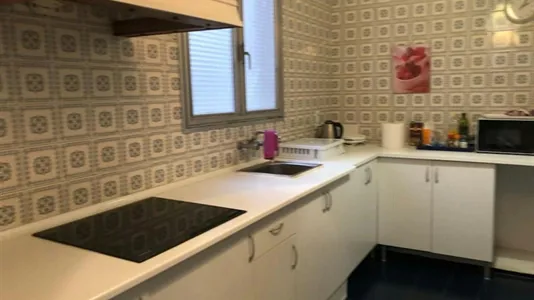 Rooms in Valencia Ciutat Vella - photo 4