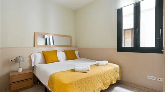 Apartments in Barcelona Ciutat Vella - photo 8