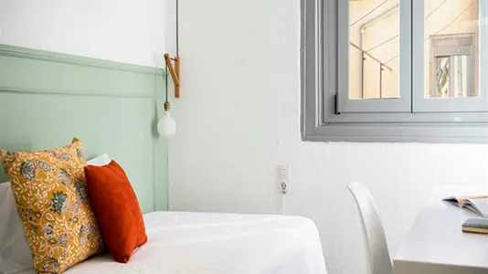 Rooms in Madrid Centro - photo 3