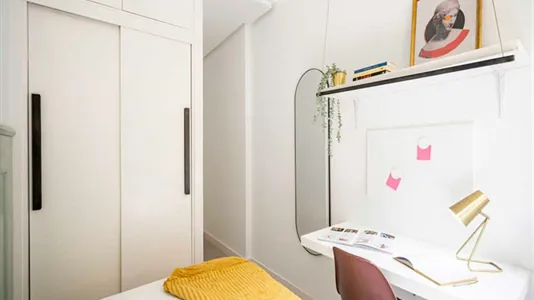 Rooms in Madrid Centro - photo 6