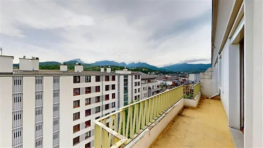 Rooms in Chambéry - photo 9