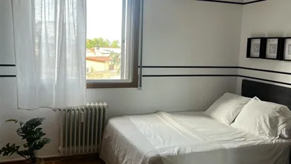Room for rent in Madrid Moncloa-Aravaca, Madrid