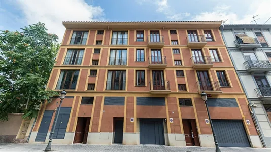 Apartments in Valencia Extramurs - photo 9