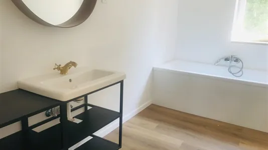 Houses in Tapolcai - photo 6