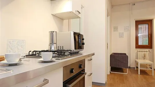 Rooms in Roma Municipio XIV – Monte Mario - photo 10