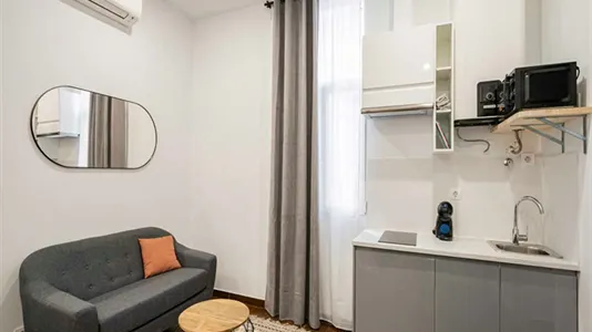 Rooms in Madrid Centro - photo 7