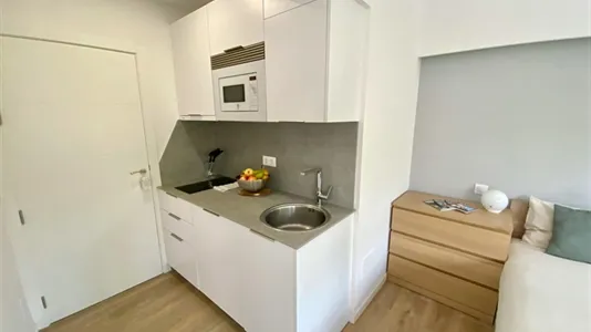 Apartments in Madrid Chamberí - photo 4