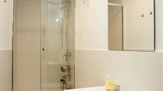 Rooms in Barcelona Eixample - photo 6