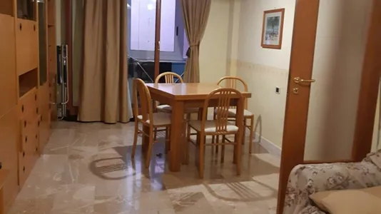 Rooms in Napoli Municipalità 4 - photo 2