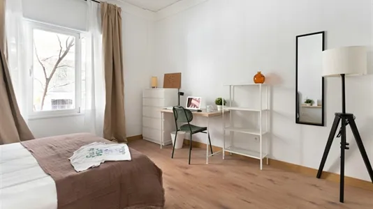 Rooms in Madrid Chamberí - photo 10