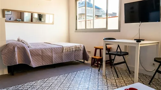 Apartments in Barcelona Eixample - photo 7