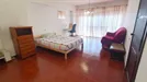 Room for rent, Guimarães, Braga (Distrito), &lt;span class=&quot;blurred street&quot; onclick=&quot;ProcessAdRequest(12922068)&quot;&gt;&lt;span class=&quot;hint&quot;&gt;See streetname&lt;/span&gt;[xxxxxxxxxxxxx]&lt;/span&gt;