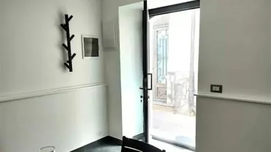 Houses in Catania - photo 4