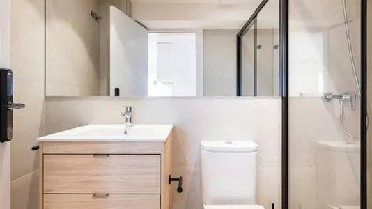 Rooms in Valencia Algirós - photo 9