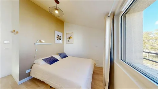 Rooms in Lyon - photo 2