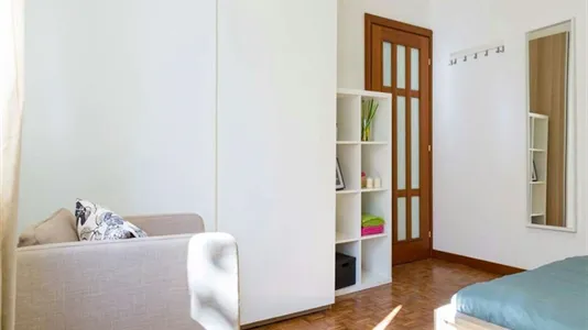 Rooms in Buccinasco - photo 2