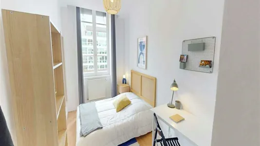 Rooms in Lyon - photo 2