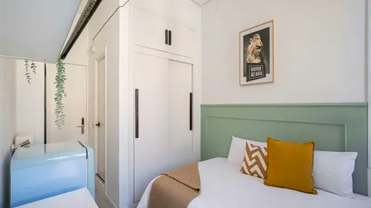 Rooms in Madrid Centro - photo 4
