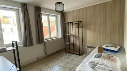 Room for rent in Charleroi, Henegouwen