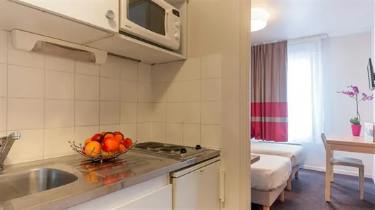 Apartments in Lyon - photo 4