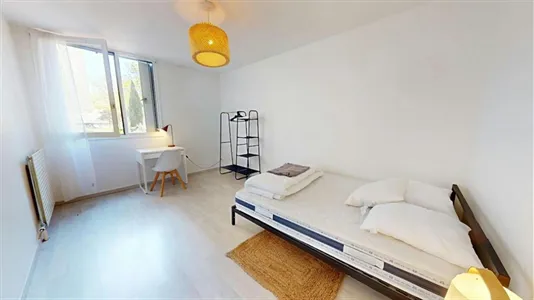Rooms in Lyon - photo 1