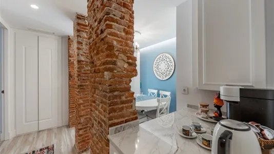 Apartments in Madrid Chamberí - photo 9