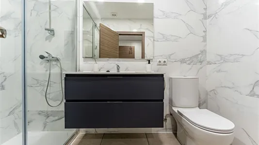 Rooms in Madrid Centro - photo 4