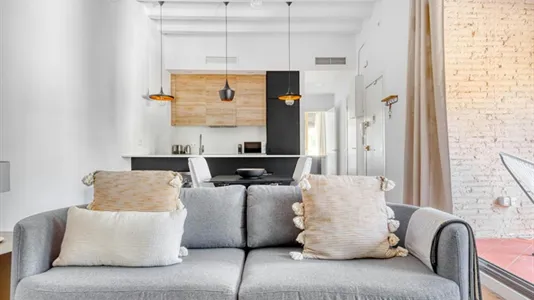 Apartments in Barcelona Ciutat Vella - photo 2