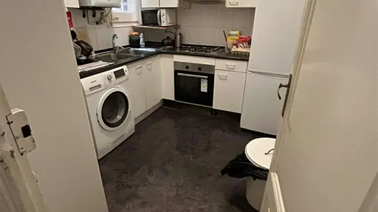 Rooms in Barcelona Eixample - photo 9