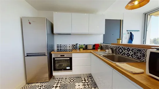 Rooms in Lyon - photo 8