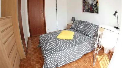 Room for rent in Milano Zona 6 - Barona, Lorenteggio, Milan