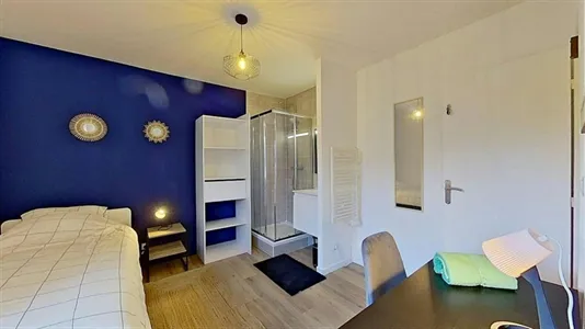 Rooms in Rouen - photo 2