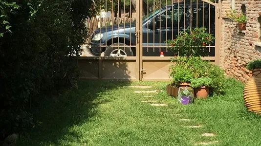 Houses in Athens Agios Nikolaos - photo 5