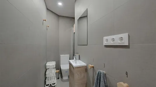 Rooms in Barcelona Eixample - photo 4