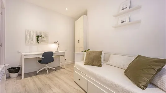 Apartments in Madrid Centro - photo 5