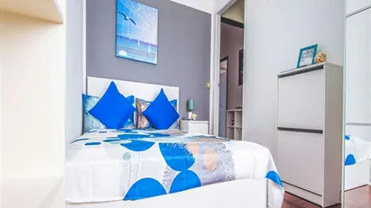 Room for rent in Milano Zona 9 - Porta Garibaldi, Niguarda, Milan