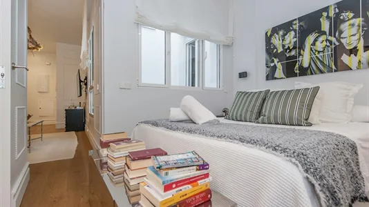 Apartments in Madrid Retiro - photo 5