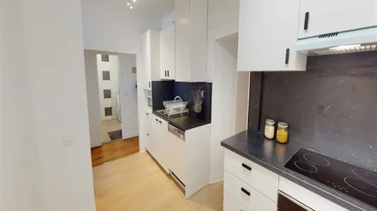 Rooms in Paris 16éme arrondissement (North) - photo 10