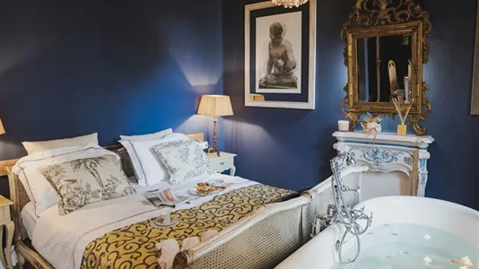 Apartments in Florence - photo 2