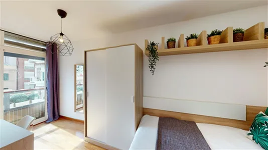 Rooms in Barcelona Eixample - photo 5