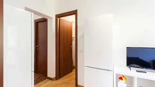 Rooms in Milano Zona 5 - Vigentino, Chiaravalle, Gratosoglio - photo 1