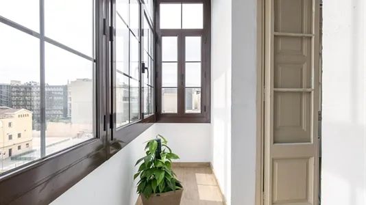 Rooms in Barcelona Eixample - photo 10