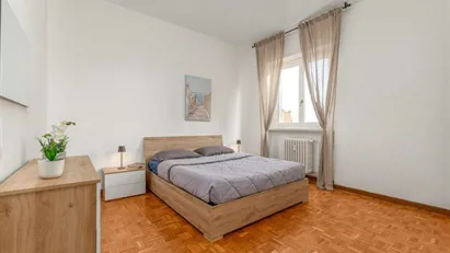 Room for rent in Buccinasco, Lombardia