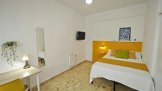 Rooms in Cartagena - photo 1