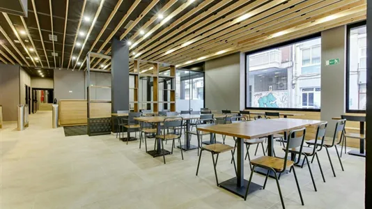 Apartments in L'Hospitalet de Llobregat - photo 7