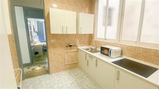 Rooms in Granada - photo 5