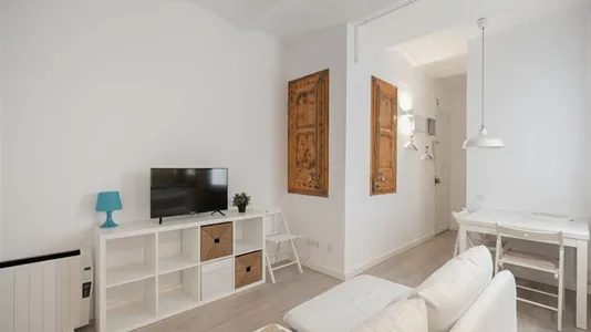 Apartments in Barcelona Sants-Montjuïc - photo 5